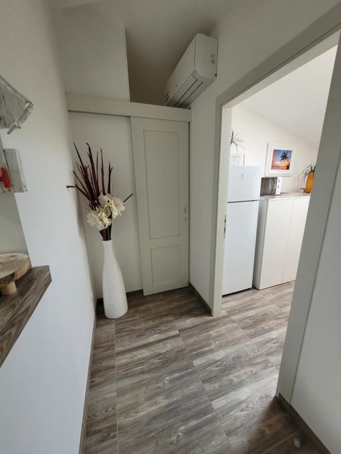 Villa Sonia Apartment & Rooms 리그나노 사비아도로 외부 사진